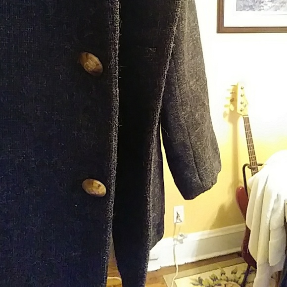 Blazer - Picture 2 of 3